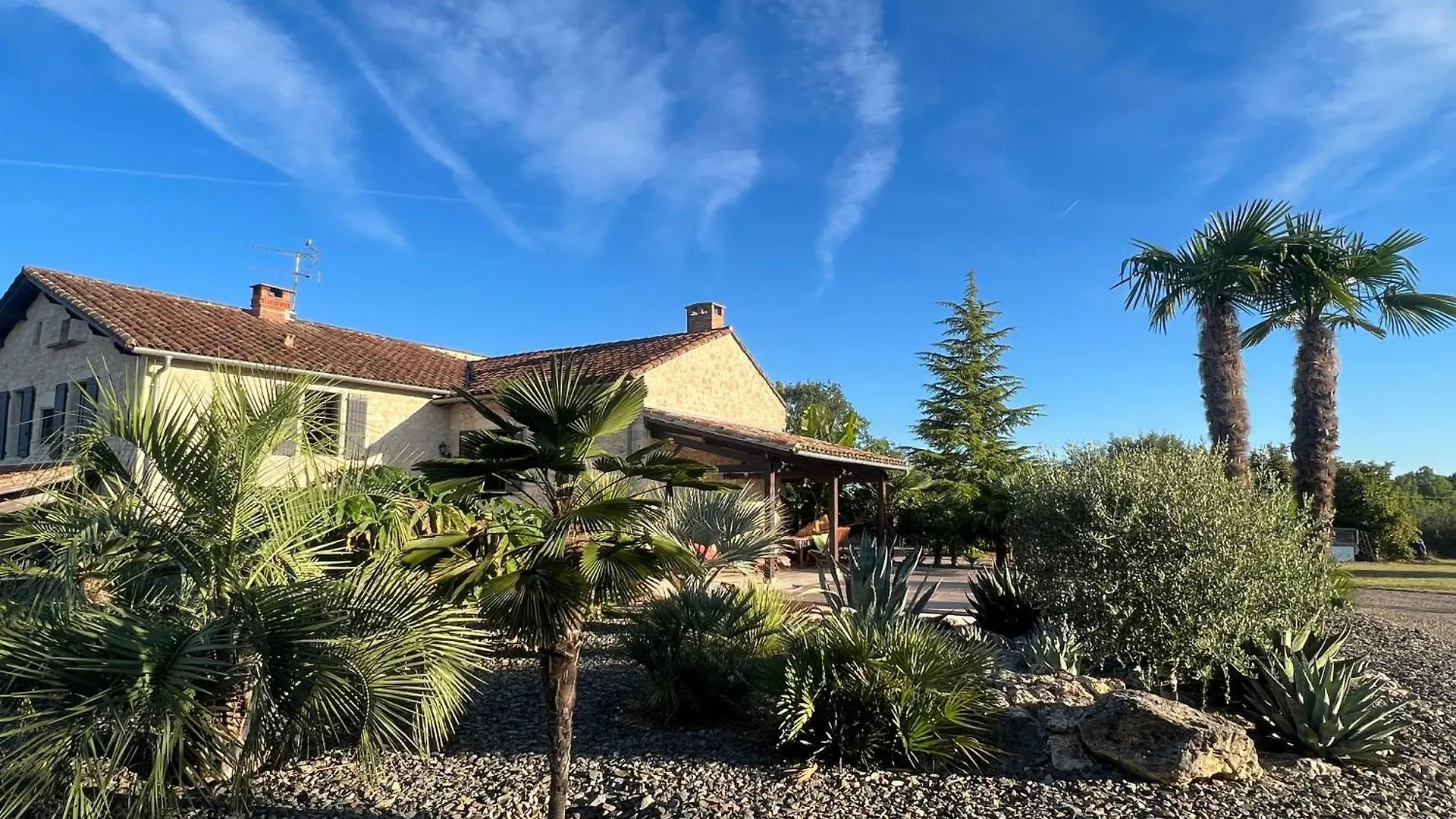 Le Relais des Chevaliers Chambre des Templiers Mouzieys-Panens 0*,