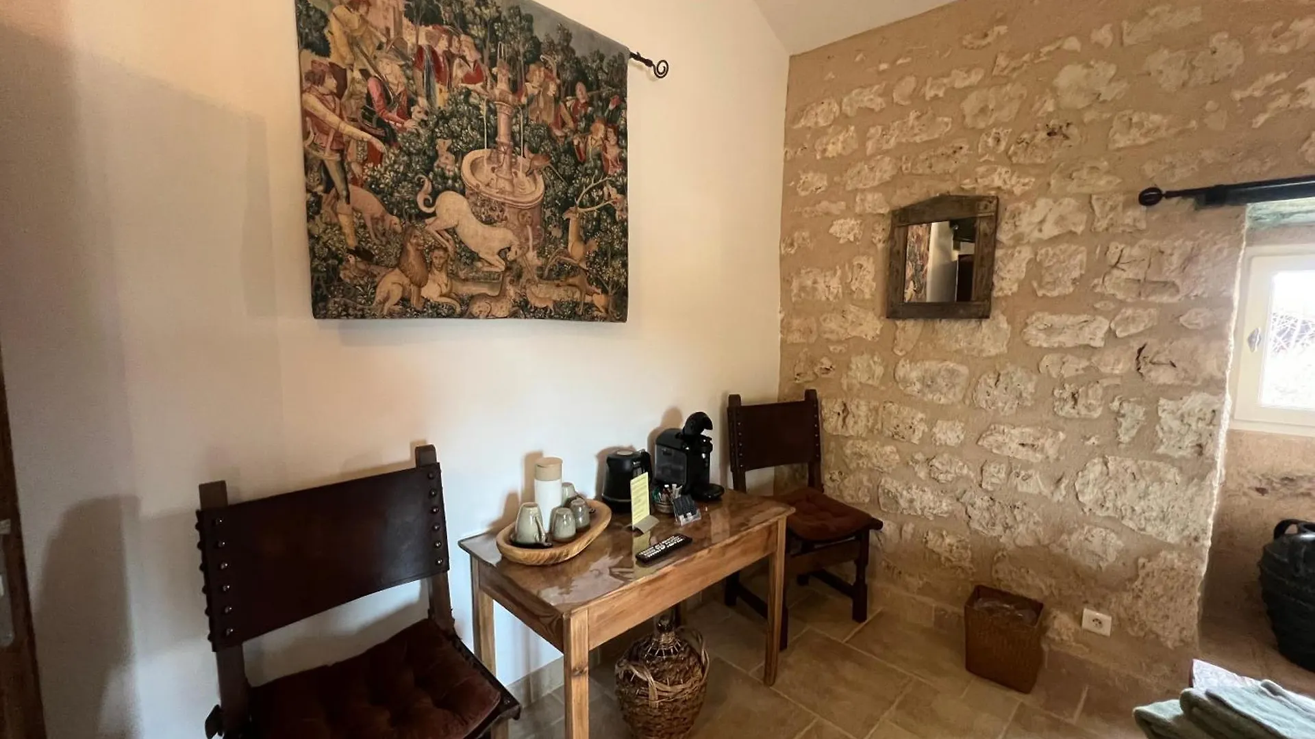 Couette-café Le Relais des Chevaliers Chambre des Templiers Mouzieys-Panens