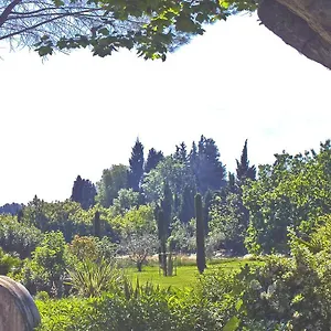 https://mas-lou-figoulon.fr-provencehotel.com